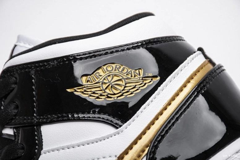 1 Black Gold  Mid Jordan Patent  White 852542-007 0410